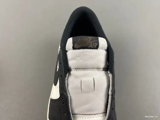 Rep TB CZ0790-102 1 Mocha Air Jordan Low OG 0421